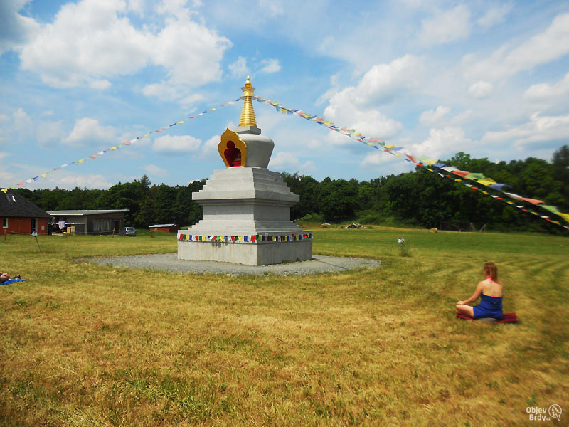 A samozřejmě i meditovat..