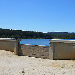 Pilská nádrž, 670 m (hráz)